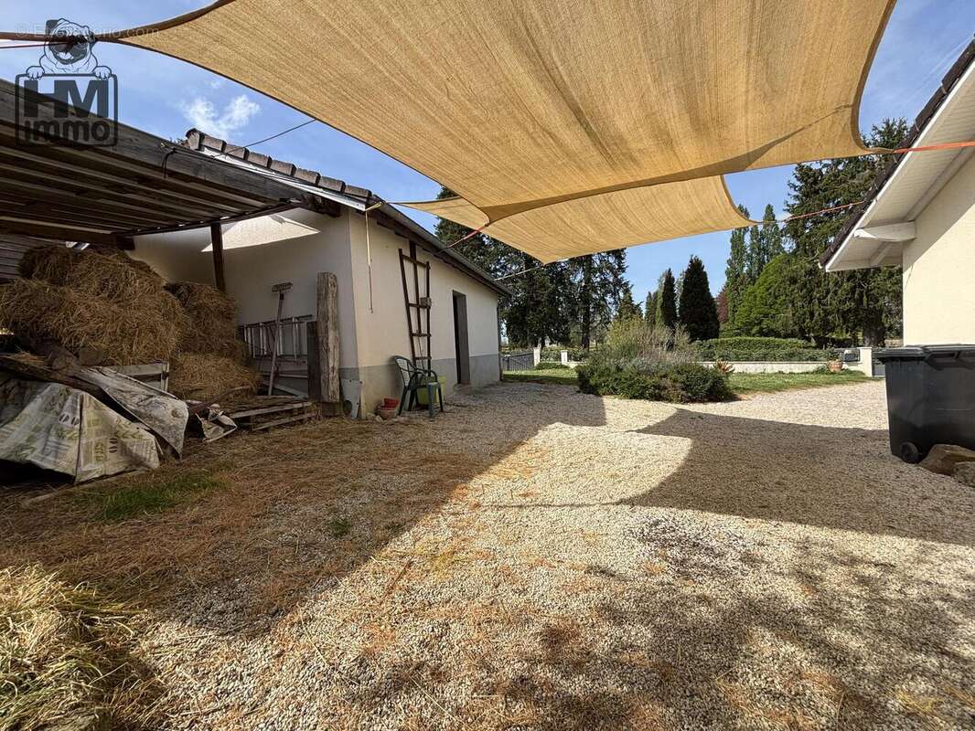 Maison à ROCHECHOUART