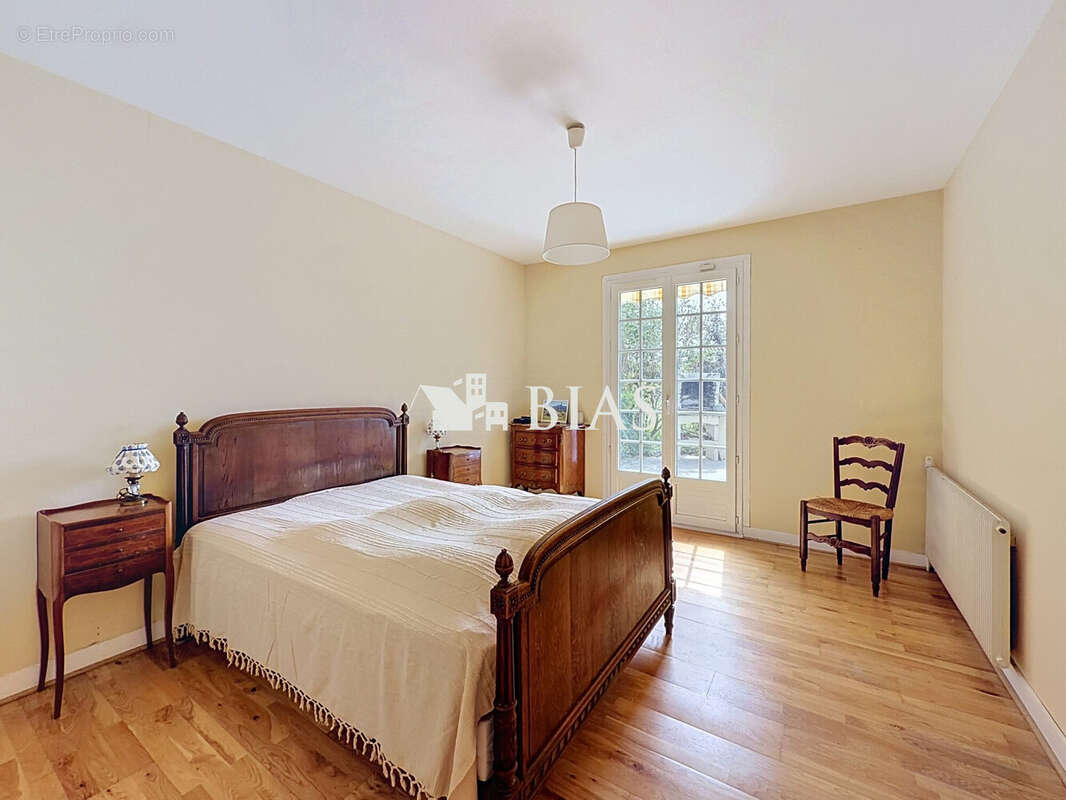 Maison 134 m² à Beaumont-Le-Roger  - photo 5
