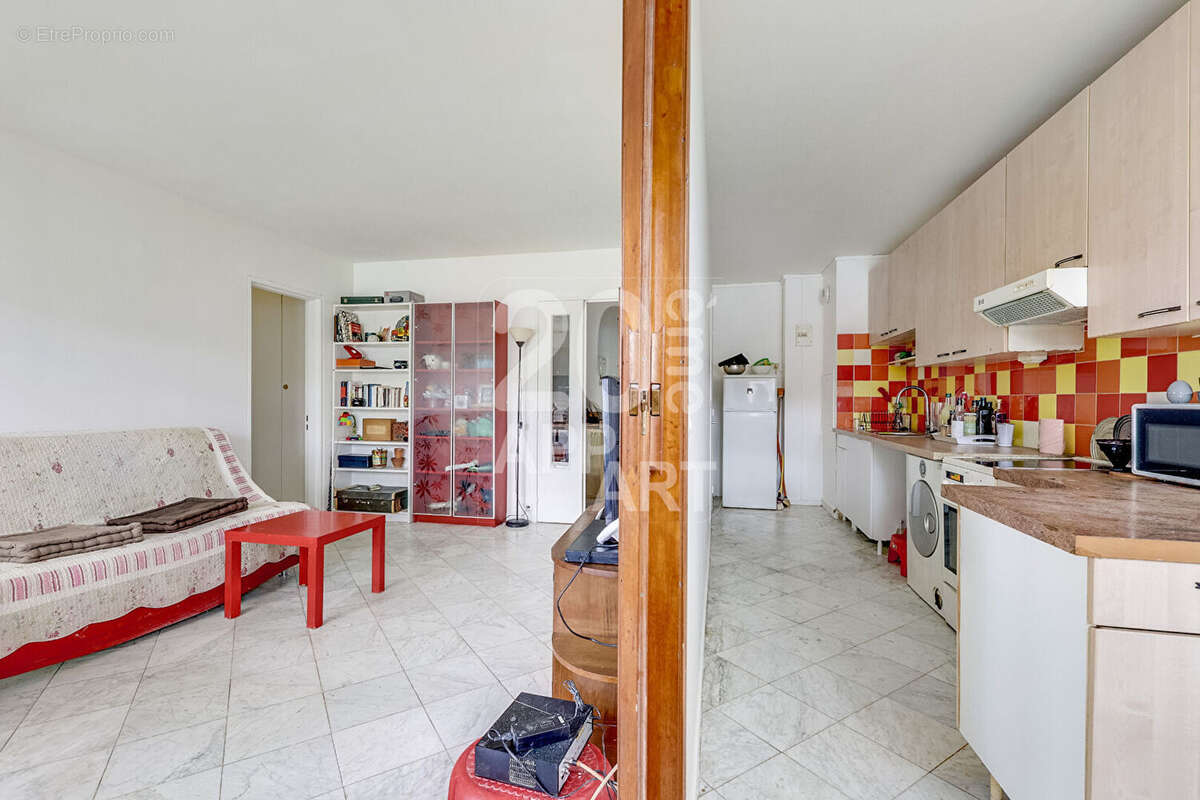 Appartement à PARIS-20E