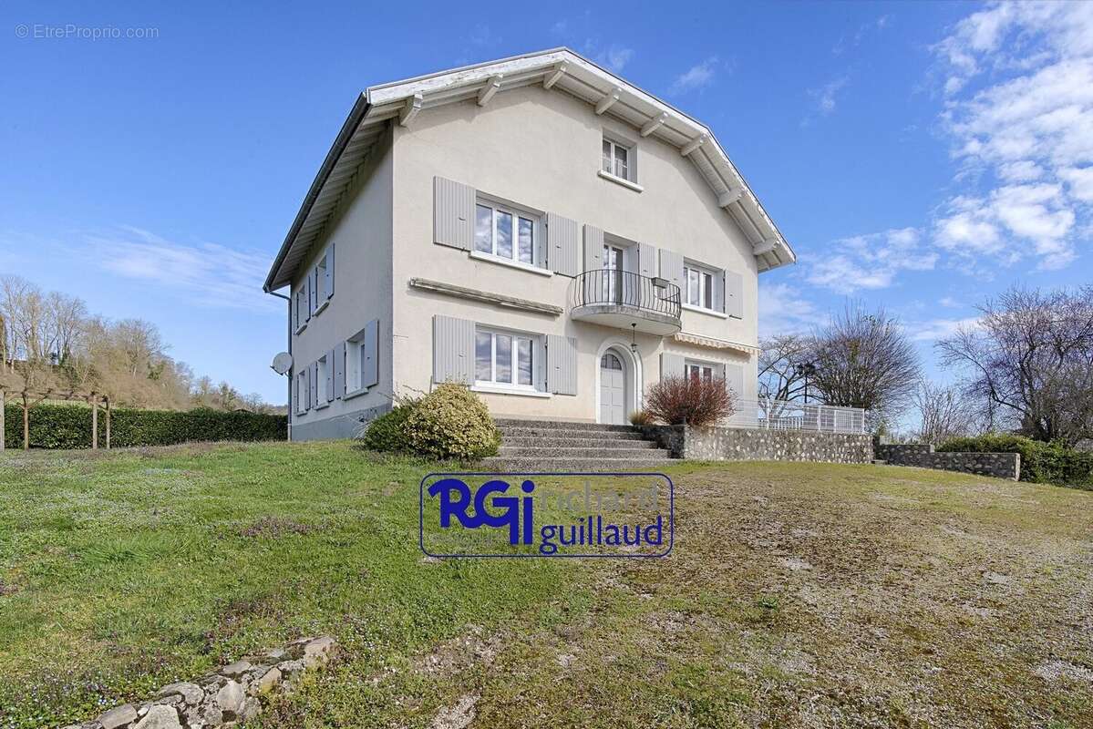 Maison à LE PASSAGE