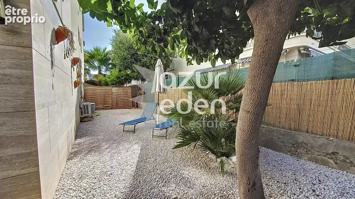 Cannes - Palm Beach 2P rénové en rez de jardin - photo 3
