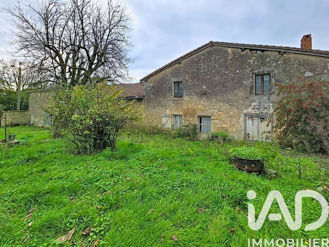 Photo 4 - Maison à SAINT-GERMAIN-DE-MONTBRON