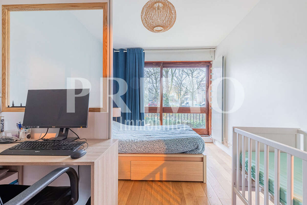 Appartement à LE PLESSIS-ROBINSON