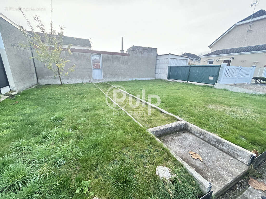 Terrain à HENIN-BEAUMONT