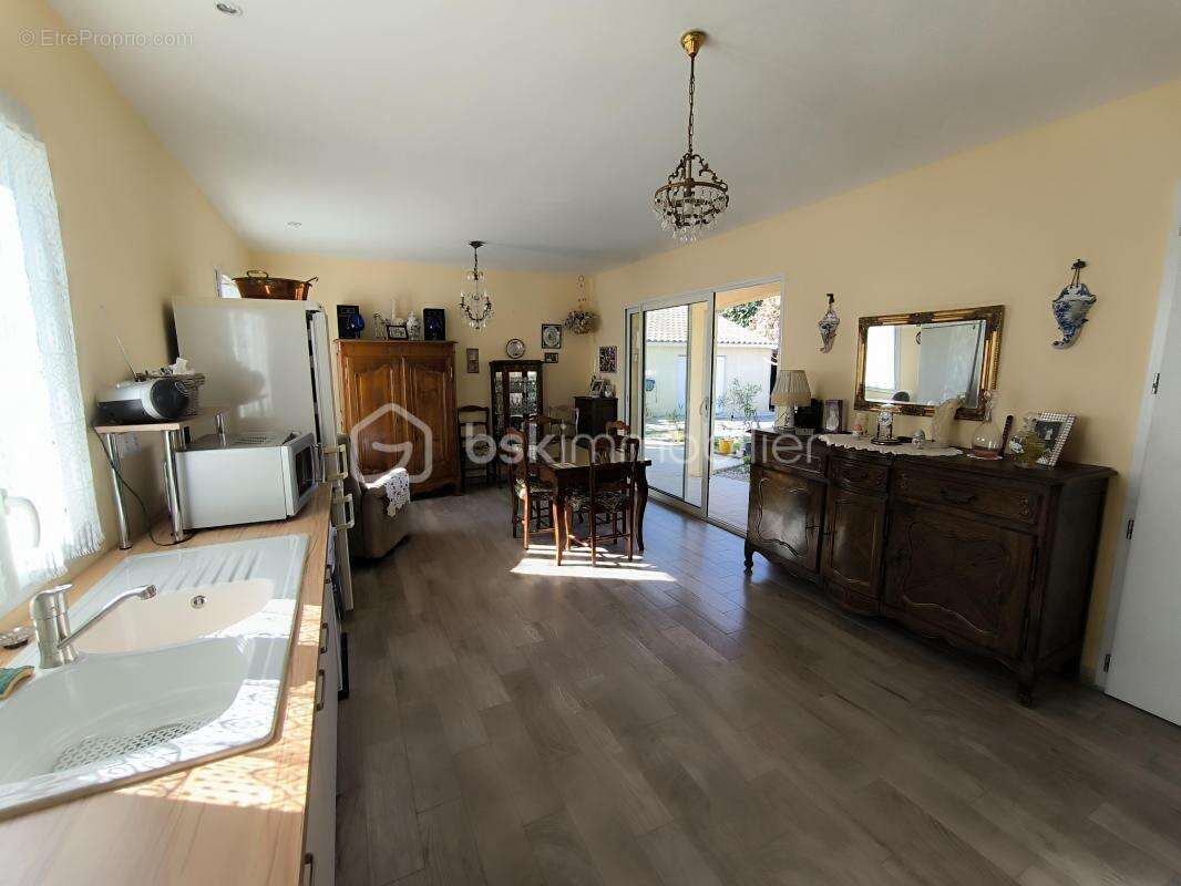 Maison à MASSILLARGUES-ATTUECH