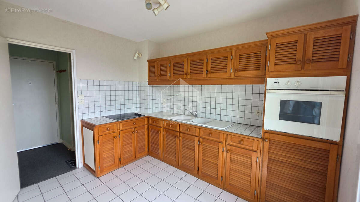 Appartement à SAINT-CYR-SUR-LOIRE