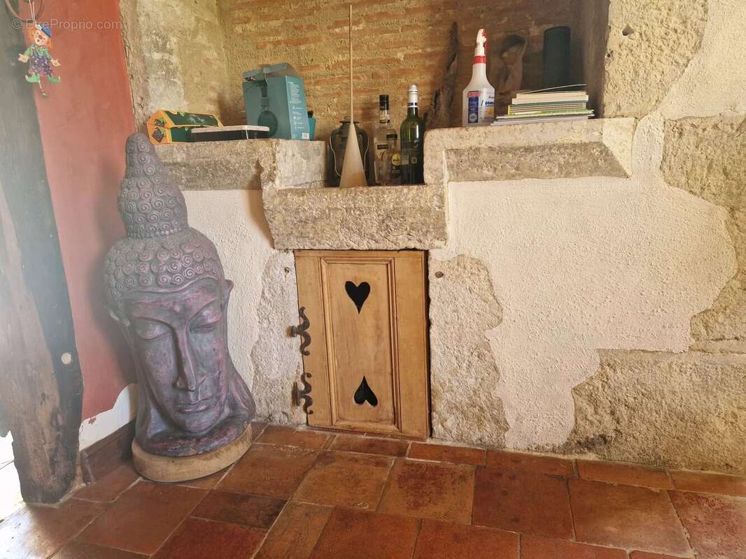 Maison à VIC-FEZENSAC