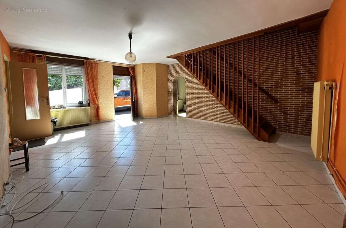 Maison à AWOINGT