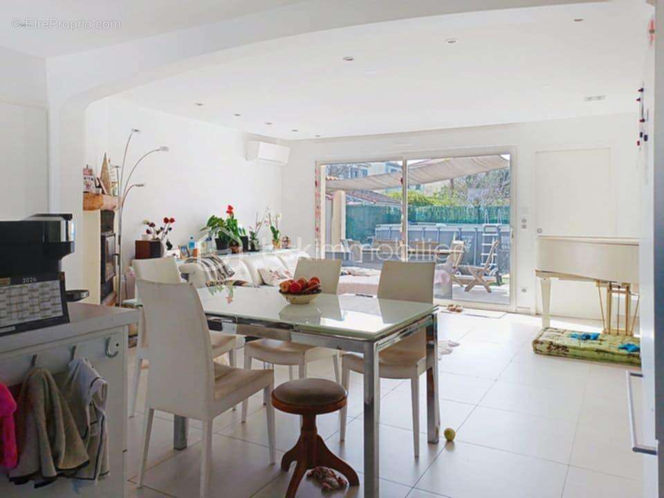 Maison à SAINT-GELY-DU-FESC