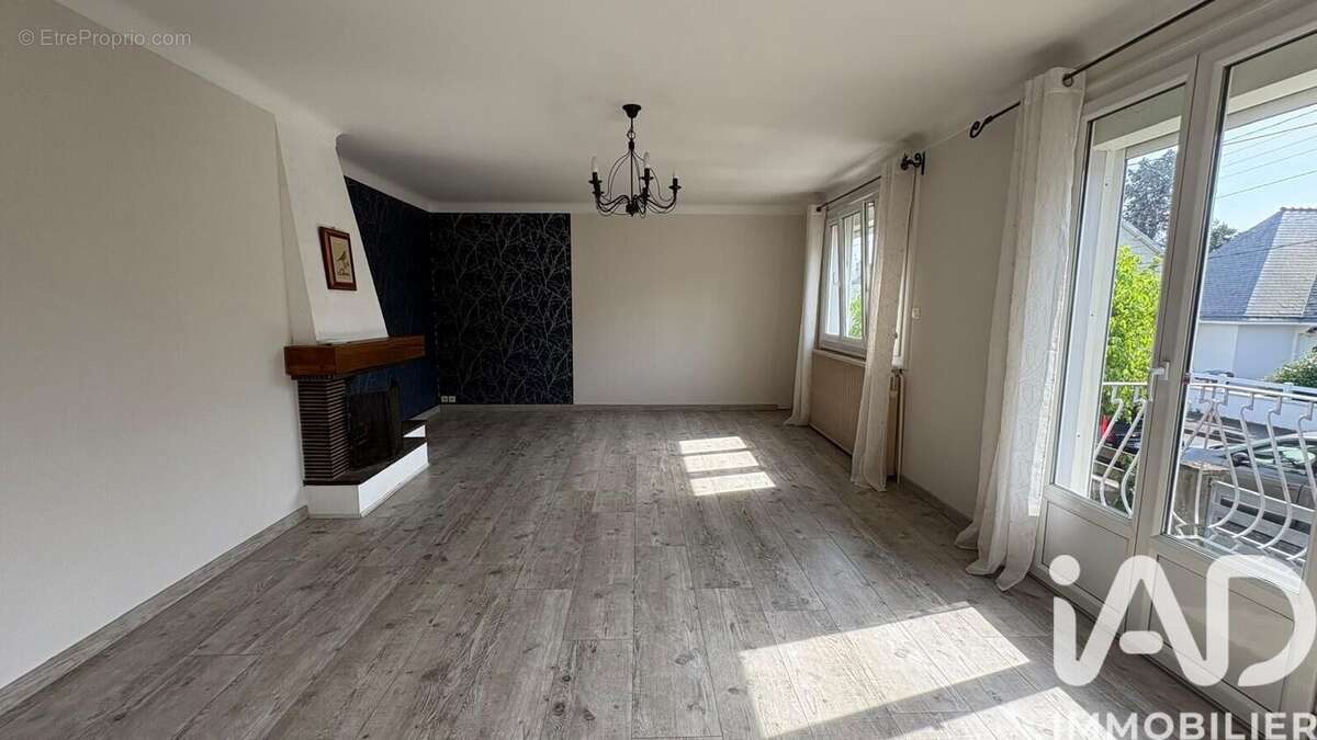 Maison 134 m² à Sainte-Luce-Sur-Loire  - photo 3