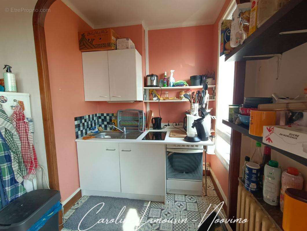 Maison 4 chambres + locatif + maison a renover - centre bour - photo 15