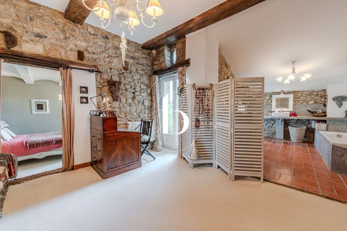 Maison à UZES