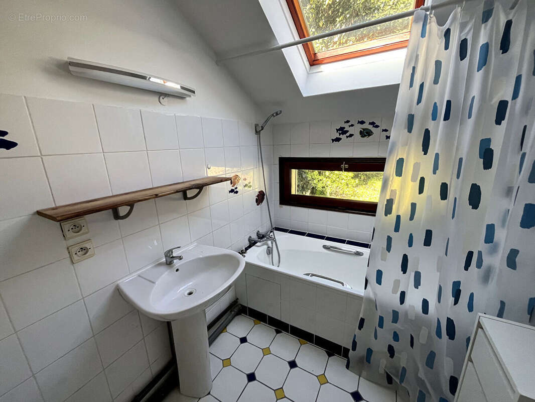 Maison à LE PLESSIS-ROBINSON