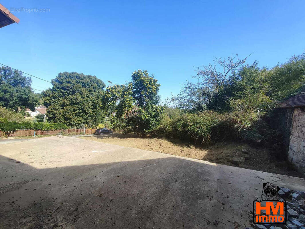 Maison à SAINT-HILAIRE-LES-PLACES