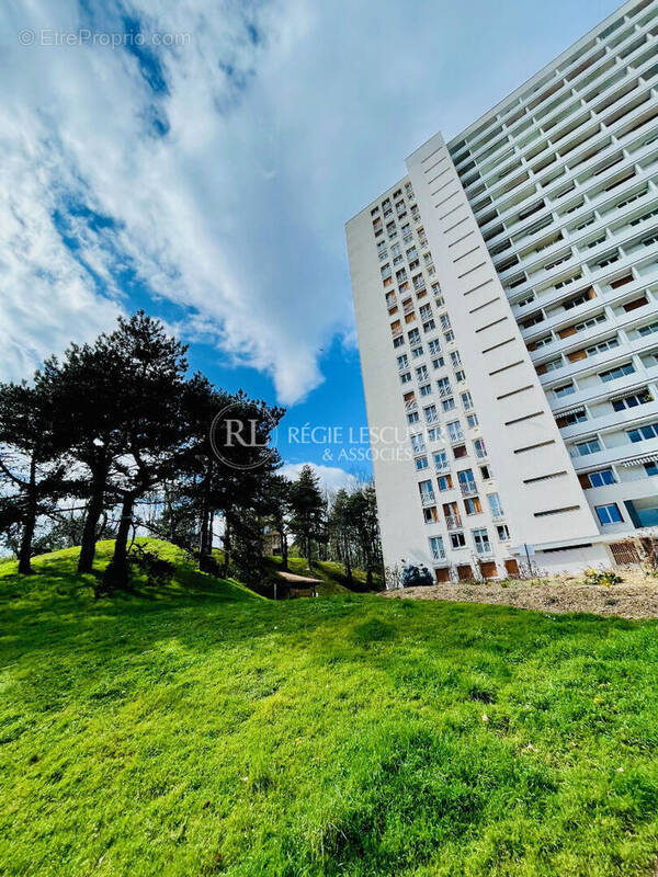 Appartement à LYON-5E