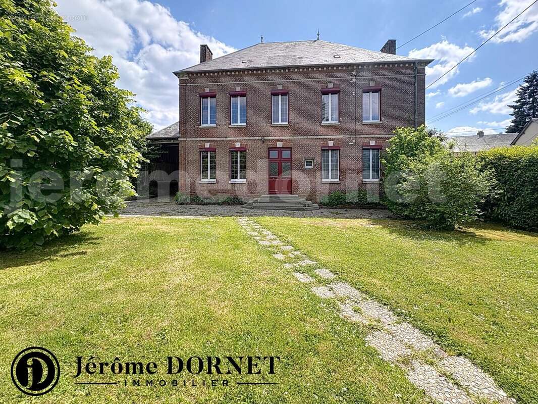 post_0017 - Maison à POIX-DE-PICARDIE