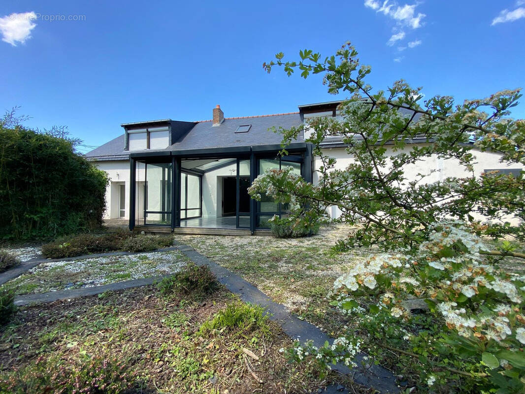 Maison à CANTENAY-EPINARD