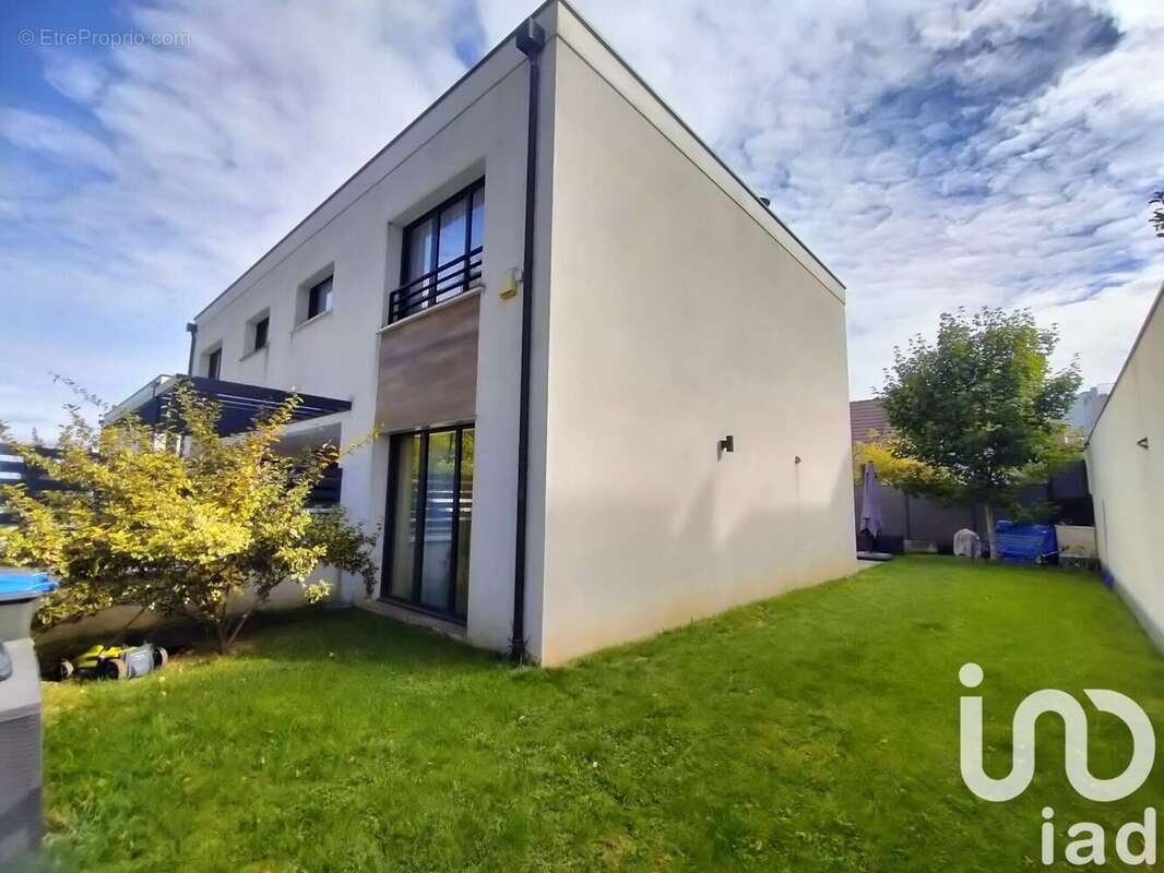 Photo 6 - Maison à NOISY-LE-GRAND