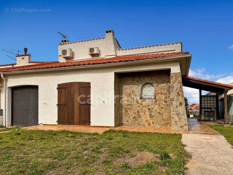 Maison à SAINT-GENIS-DES-FONTAINES
