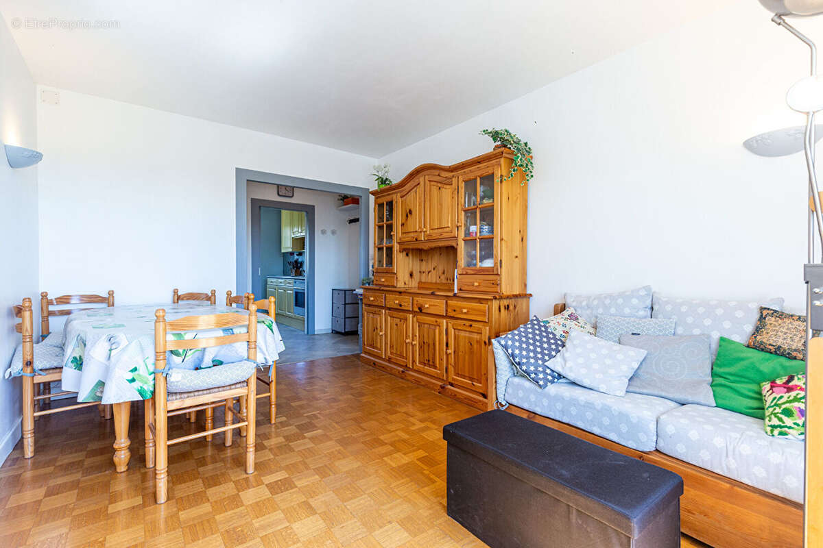 Agence immobiliere laforet - exclusivite - "fusain" - annecy le vieux / albigny - appartement t3 de 56.45m² - balcon - cave - de - photo 3