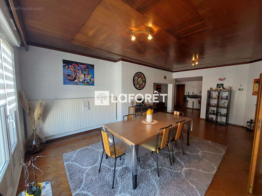 Appartement à AUDUN-LE-TICHE