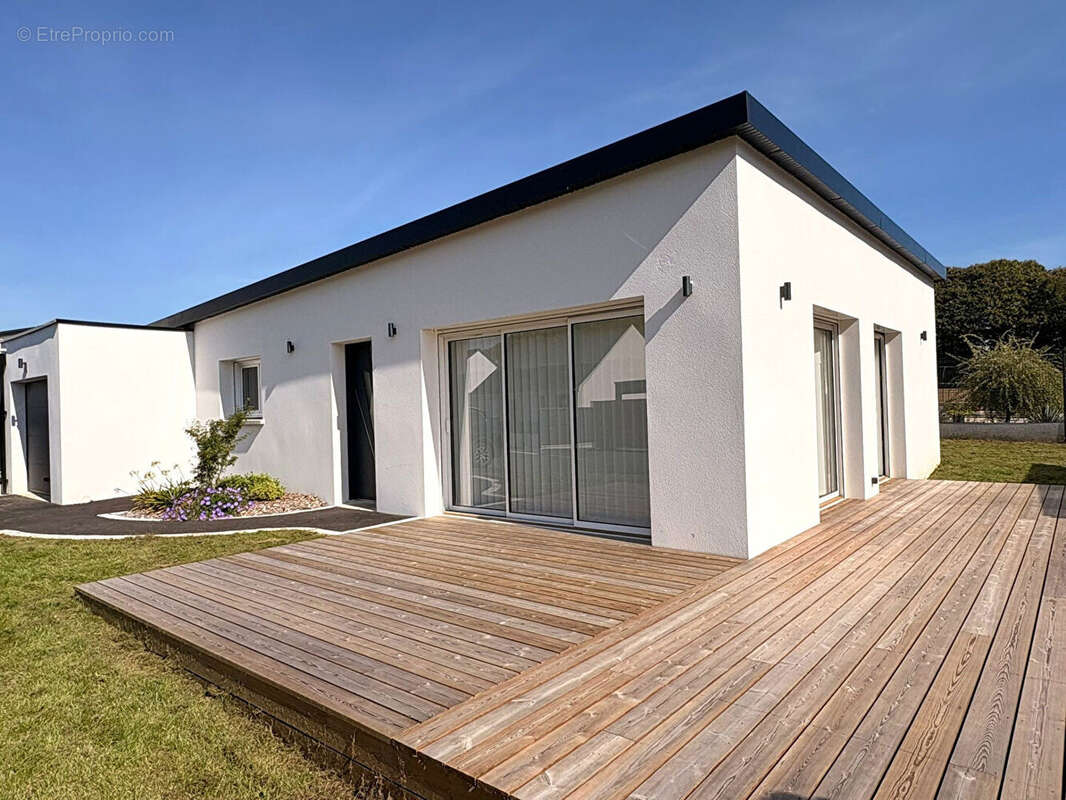 Maison à PLEUVEN