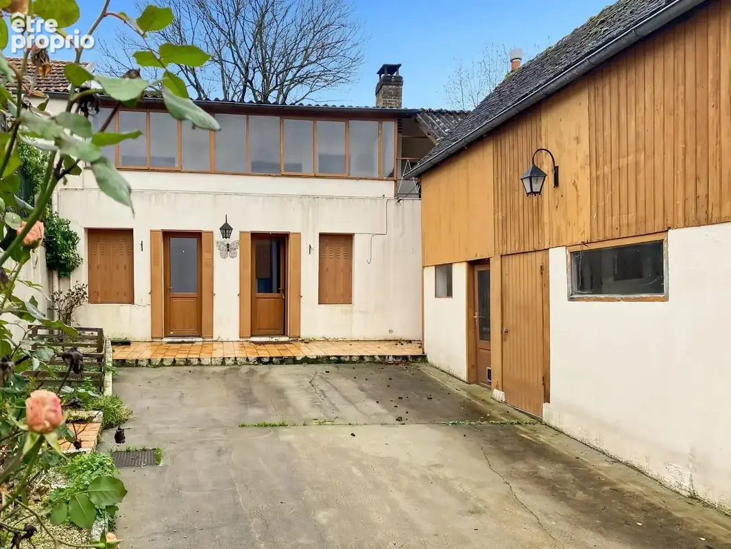 Maison à COURTENAY