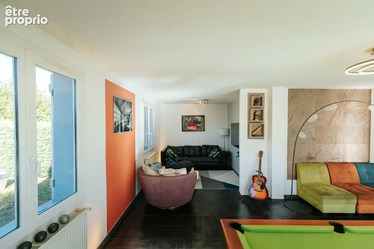 Meyrié   Maison 230m2 rénovée, 4 chambres, piscine   Gare de Bourgoin à 5 min - photo 6