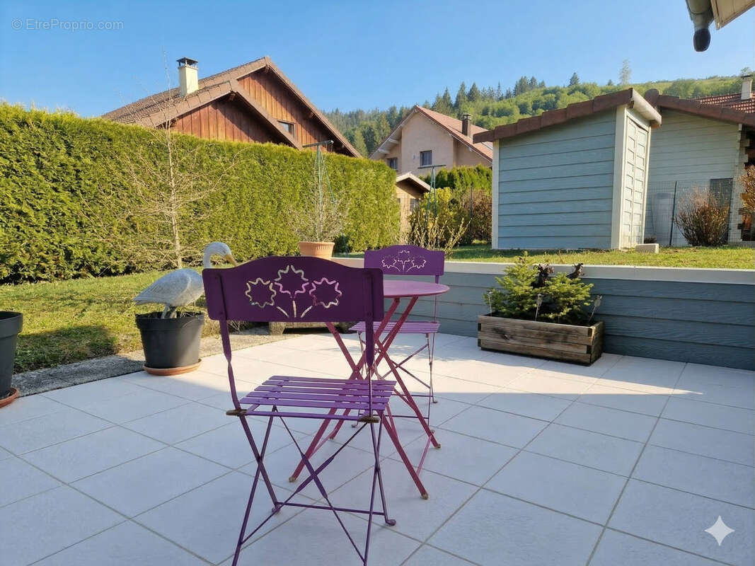 Maison à LA CLUSE-ET-MIJOUX