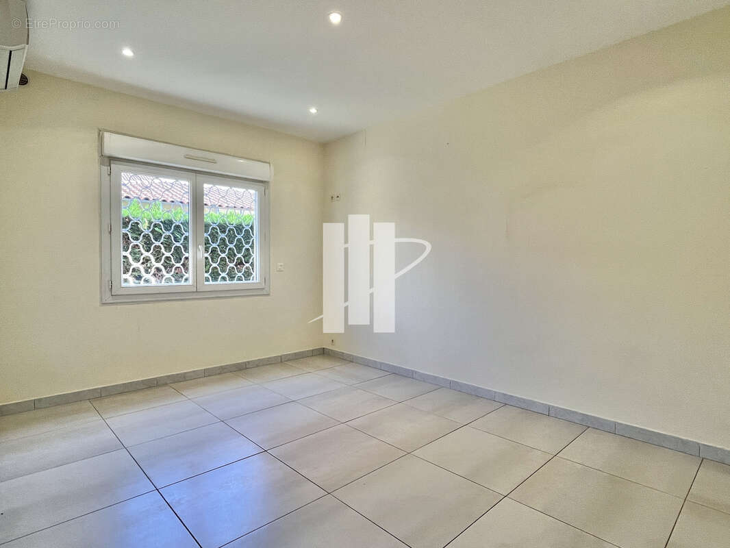 Unique sur le secteur - villa vue mer - 2 appartements - garage - photo 16