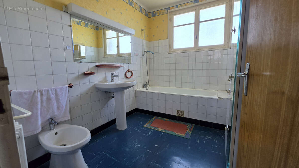 Maison aux volumes généreux - photo 13