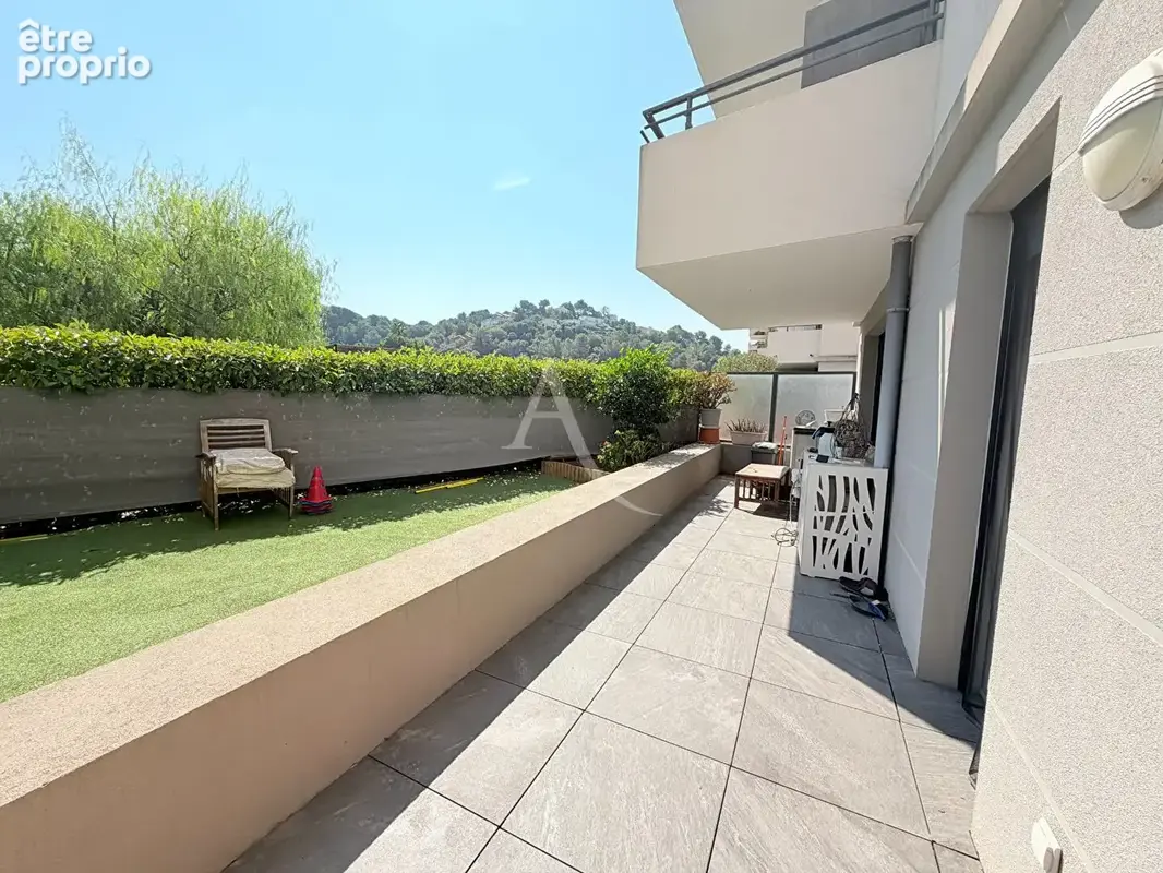 Cagnes Sur Mer 3 Pièces 57 m2  Terrasse 19 m² Jardin Double Box - photo 11