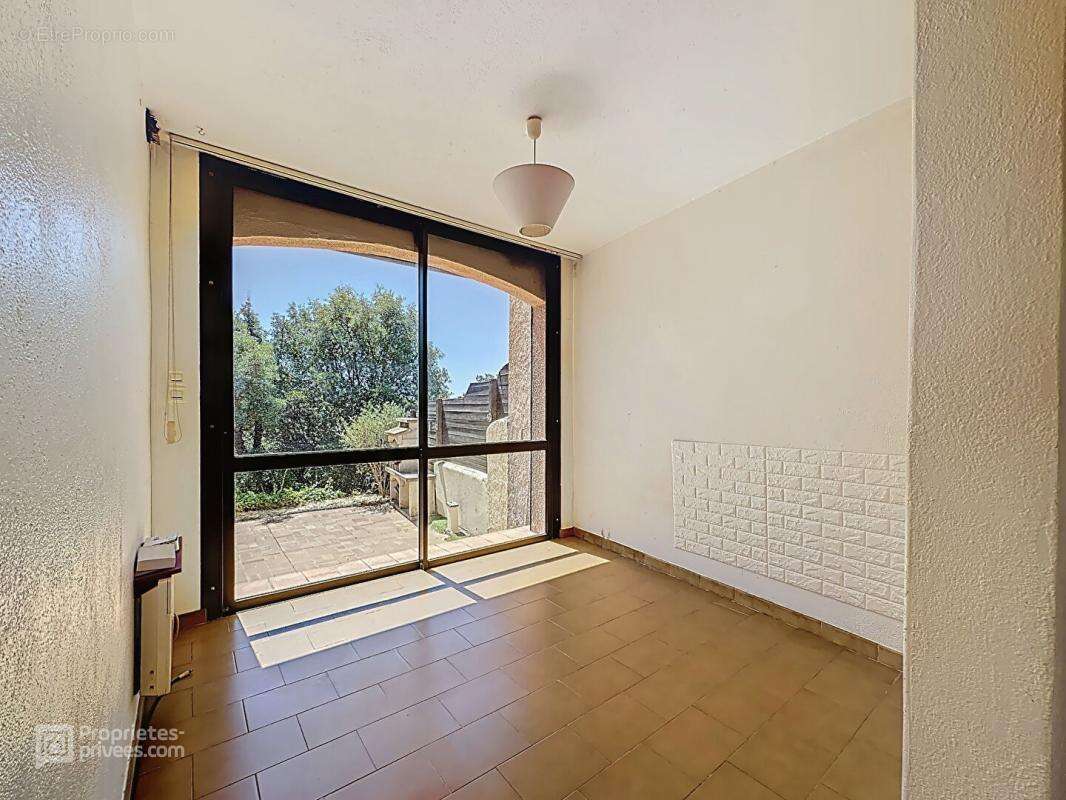 Maison à FREJUS