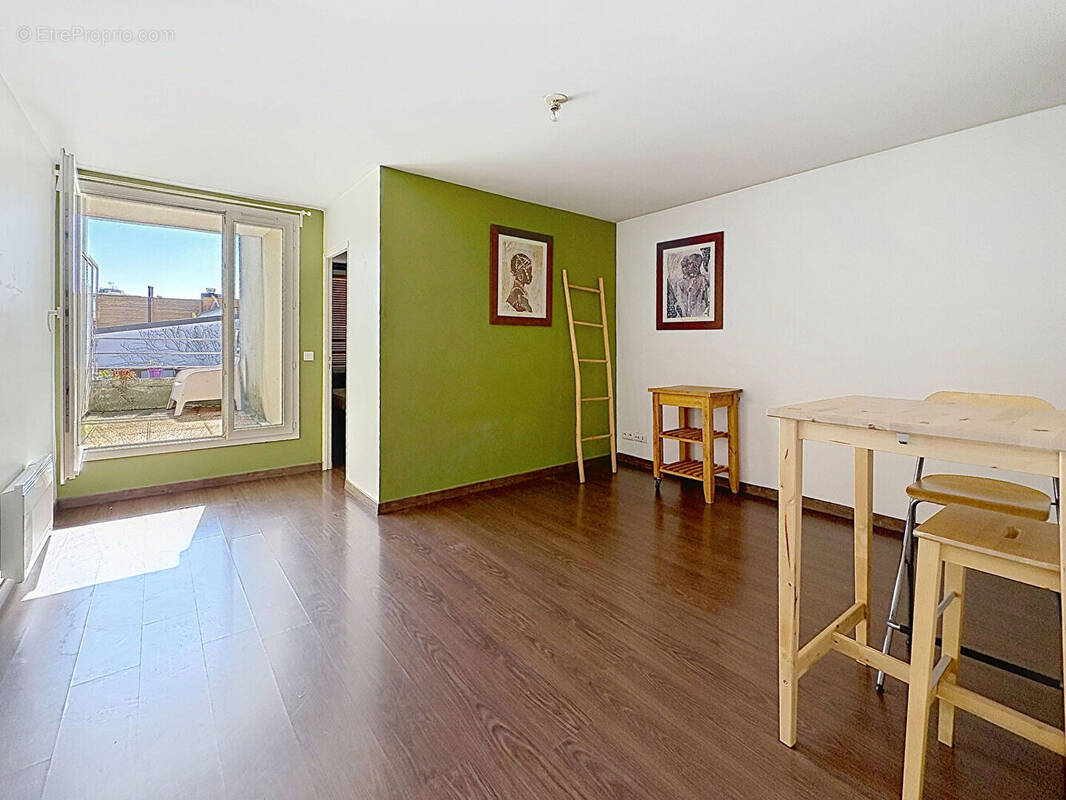 Appartement à ROMAINVILLE
