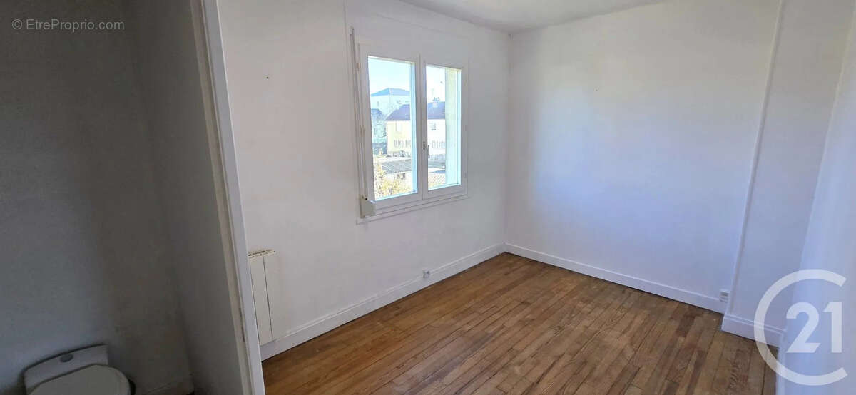 Maison à MONTCHANIN