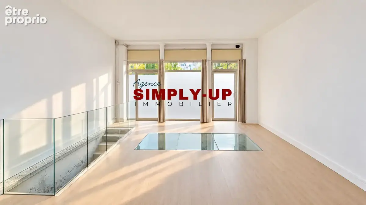 Rez-de-chaussée de 95 m² - Professions libérales ou habitation esprit loft - photo 2