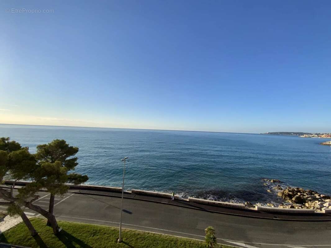 Appartement à MENTON