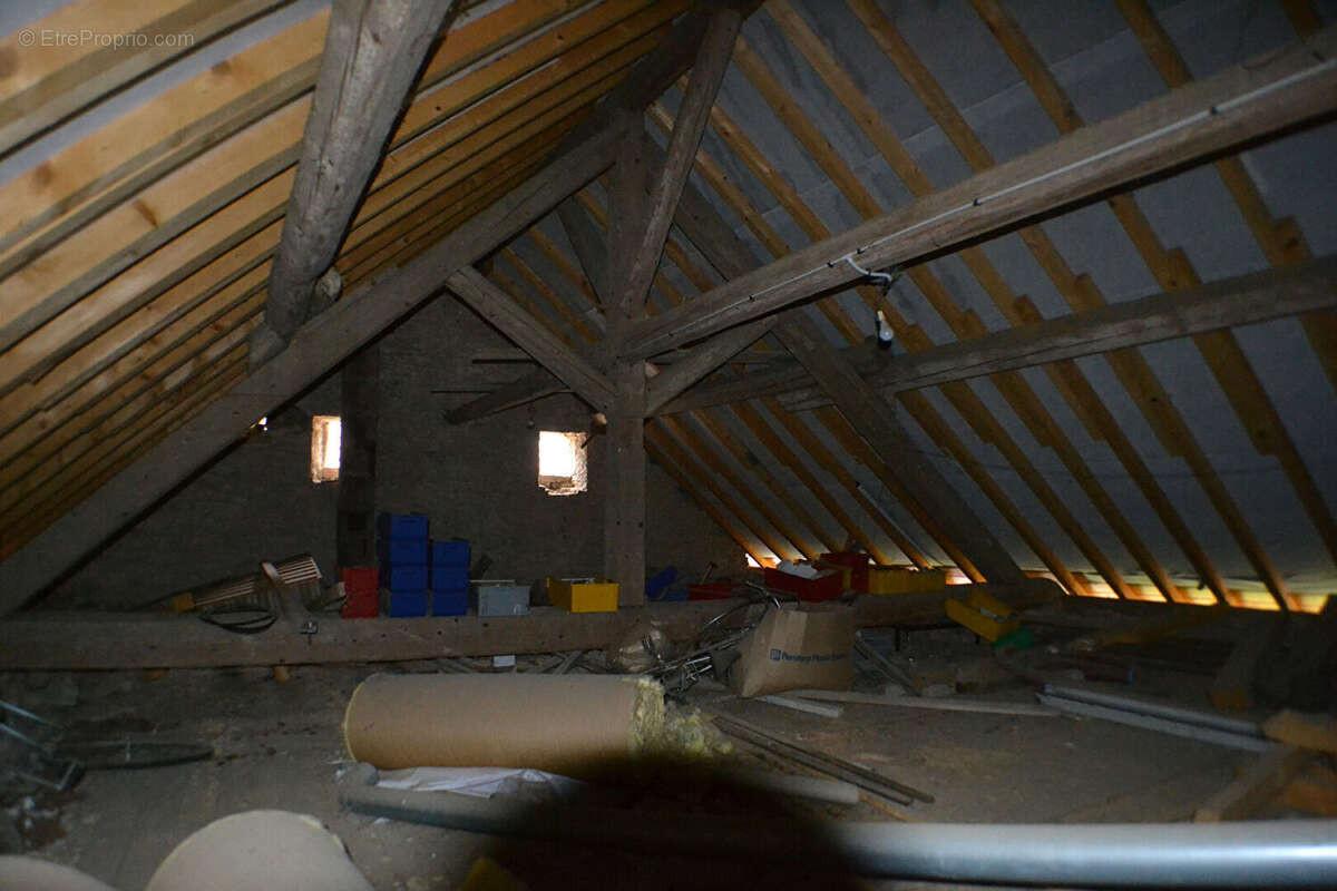 Maison à VYT-LES-BELVOIR