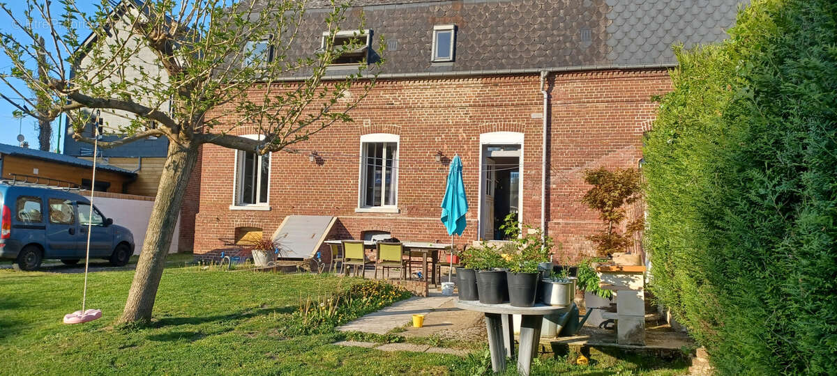 Maison à BEAUCHAMPS