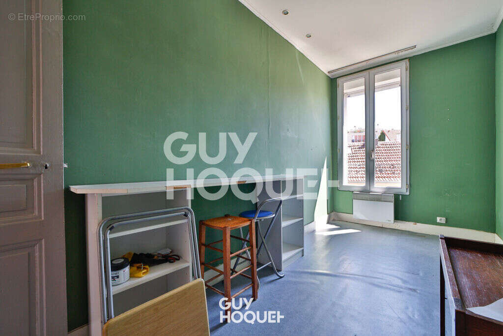 Appartement à ISSY-LES-MOULINEAUX