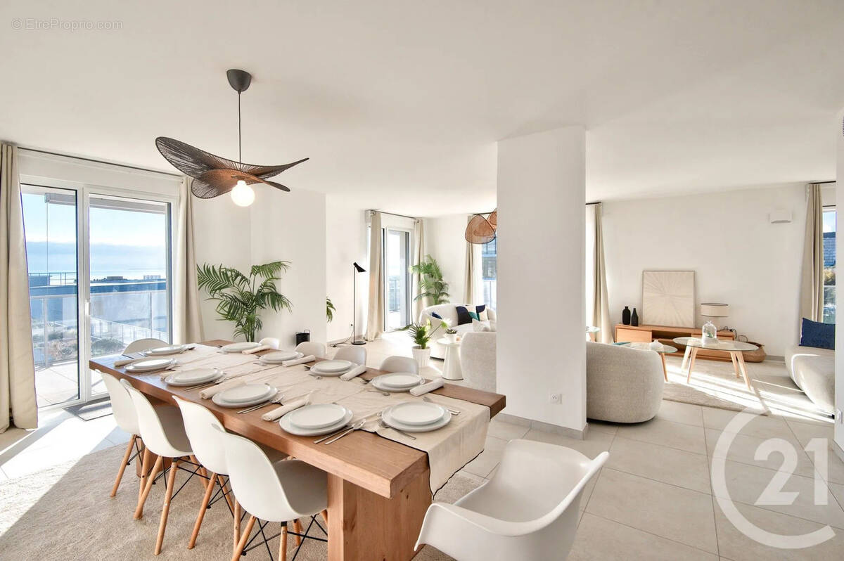 Appartement à SAINT-LAURENT-DU-VAR