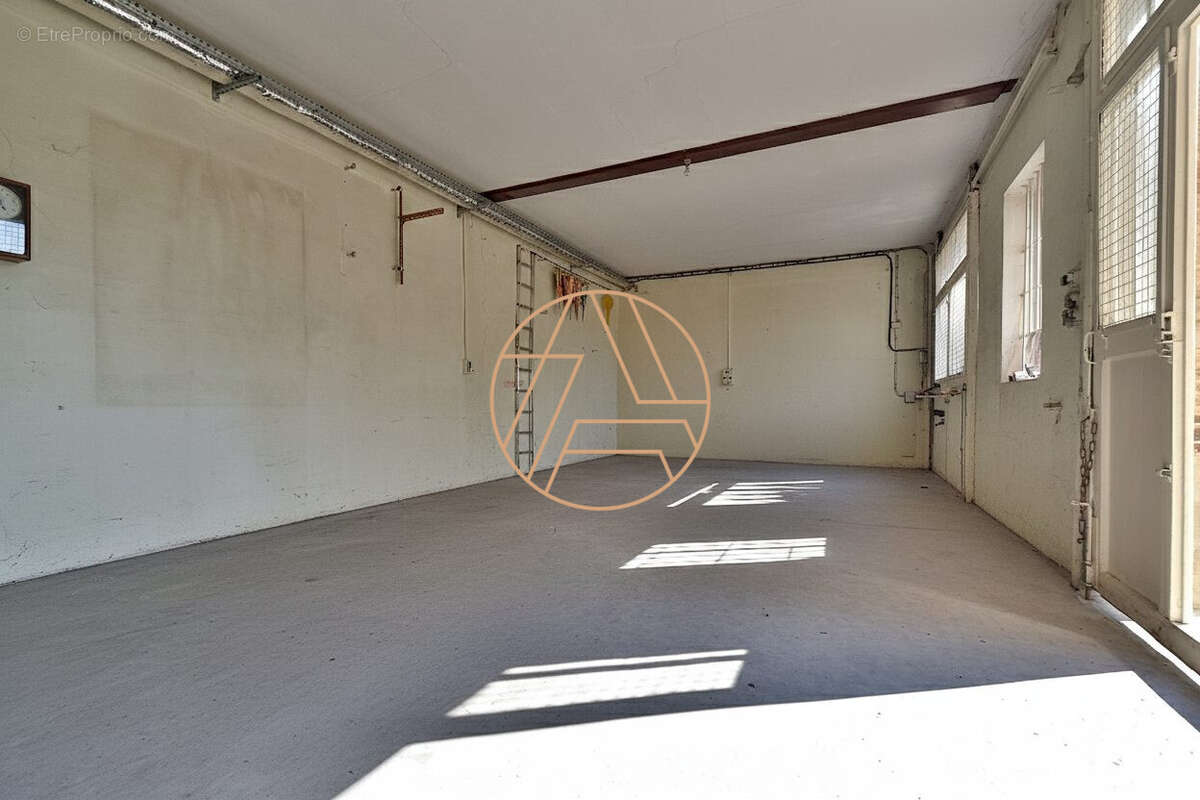 Maison à SAINT-MAUR-DES-FOSSES