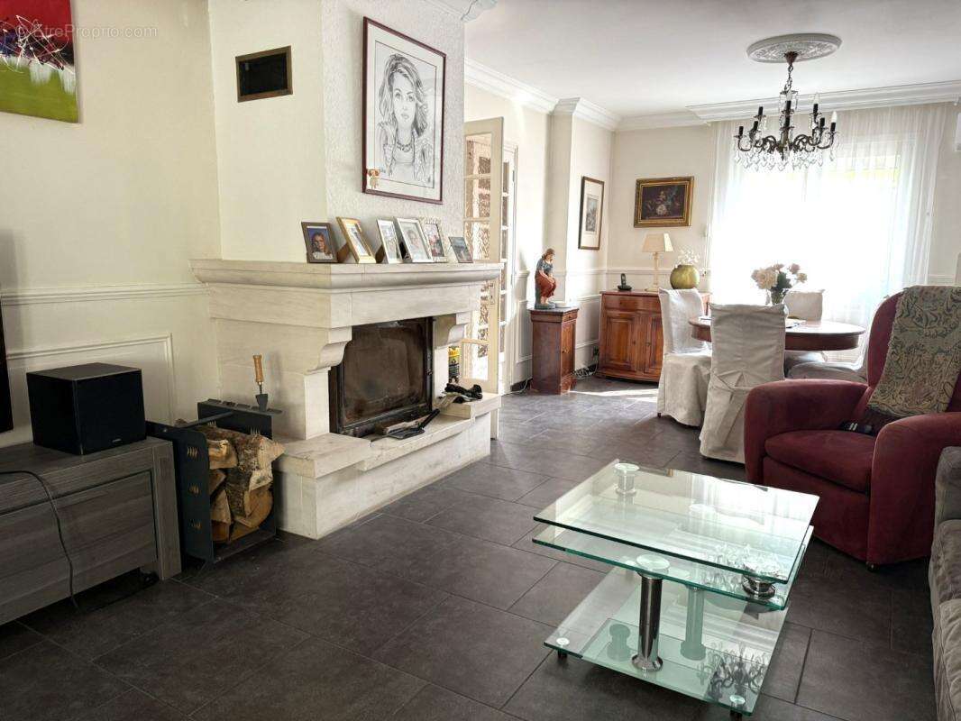 Maison 153 m² à Orleans  - photo 3