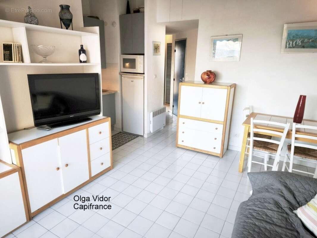 Dpt Hérault (34), à vendre LE CAP D'AGDE appartement T3  surface totale au sol de 45,01 m² avec parking privatif - photo 4