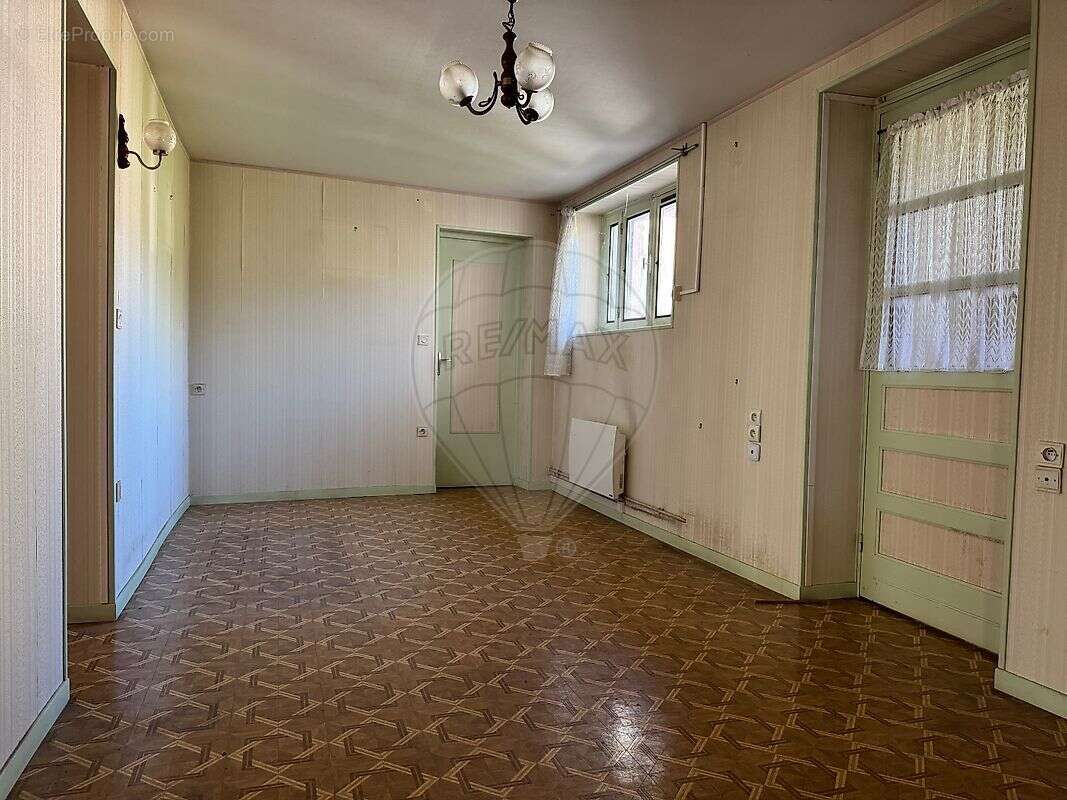 Maison à COSNE-COURS-SUR-LOIRE