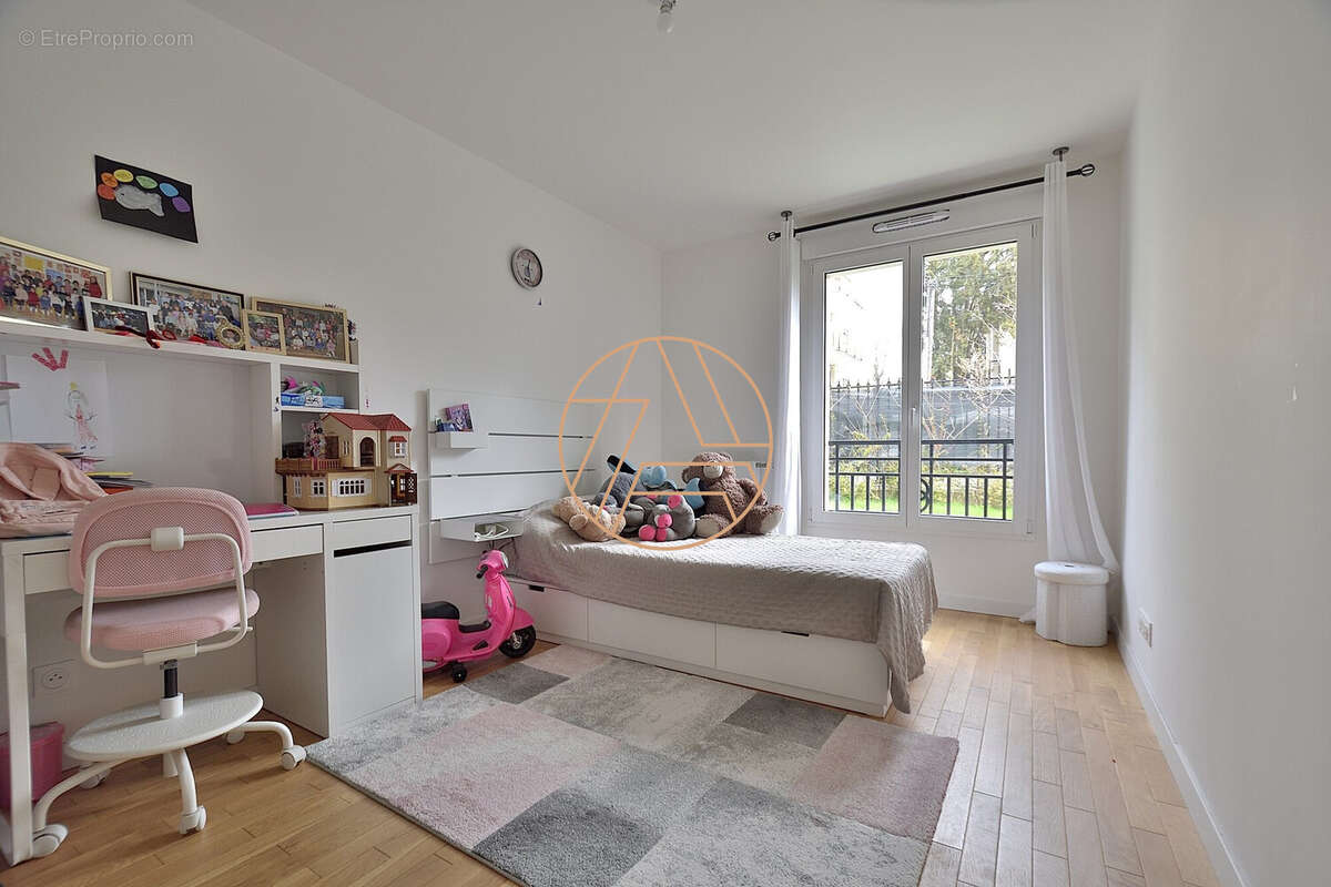 Appartement à SAINT-MAUR-DES-FOSSES