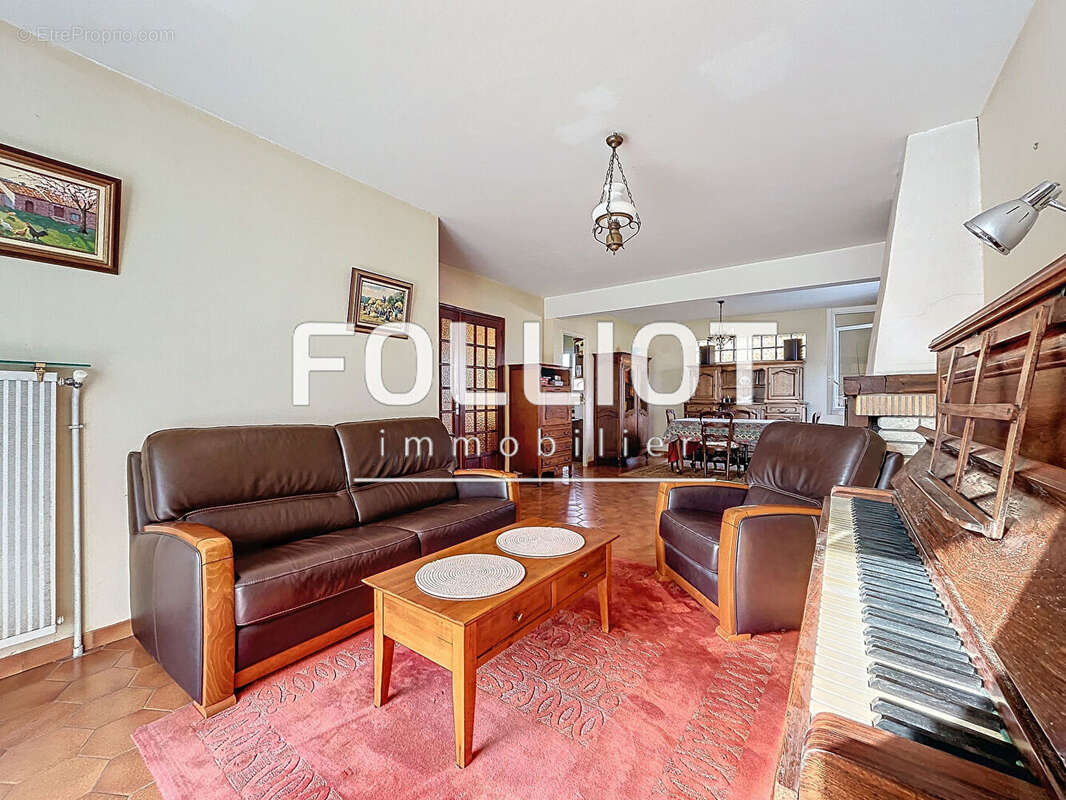 Maison à SAINT-PAIR-SUR-MER