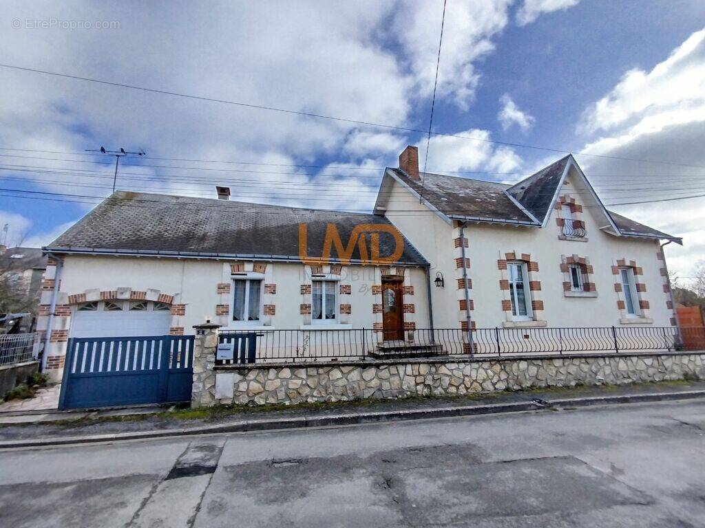Maison à LE BLANC