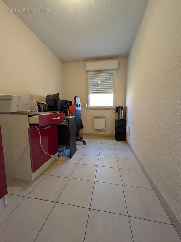 Appartement à BAGNOLS-SUR-CEZE