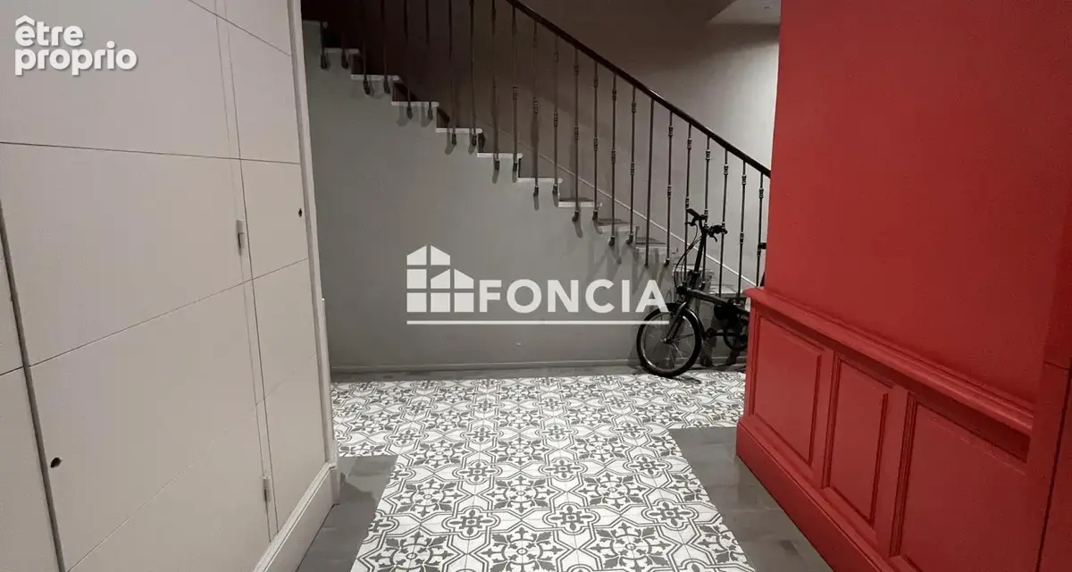 Avignon intra-muros —  grande studio de charme dans un immeuble classé, loué et rentable - photo 5